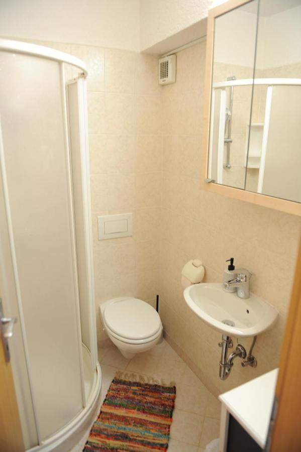 Apartma Lavela Изола Екстериор снимка